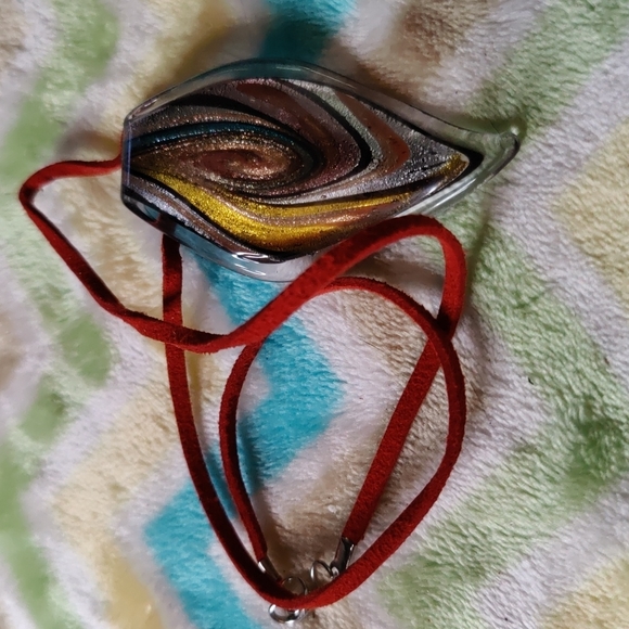 11. Made in Italy Murano Glass Necklace on Leather Cord - Picture 2 of 4